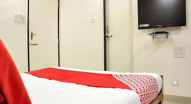 Номер Standard OYO 10678 Hotel Nandanvan