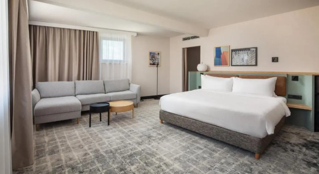Двухместный номер Deluxe Crowne Plaza Budapest by IHG