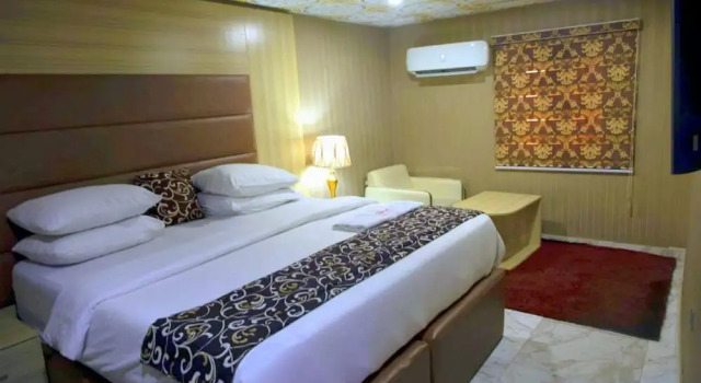 Global Signature Hotel, Book Hotel Ikeja 