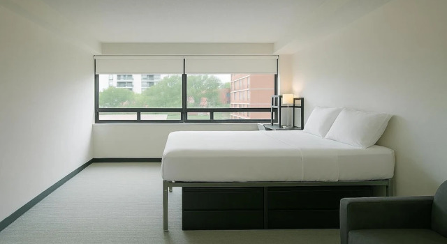 Номер Standard Parkside Student Residence Downtown Toronto