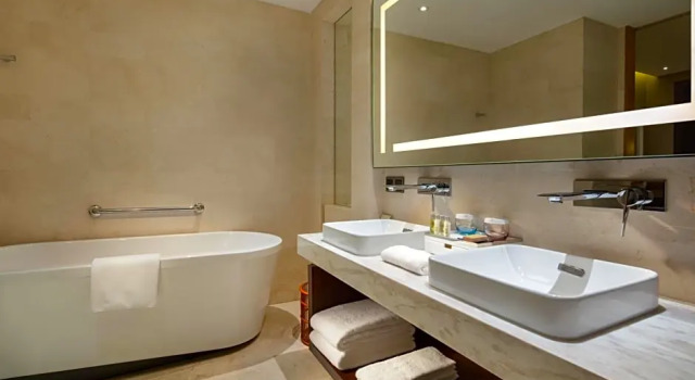 Люкс c 1 комнатой с видом на горы Hilton Garden Inn Lijiang