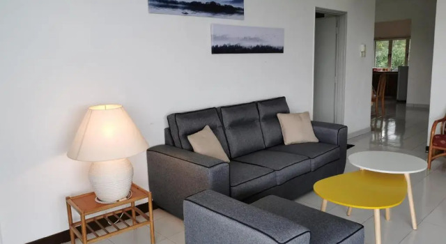 Апартаменты с видом на море Beachfront Unit at Seri Bulan , Pantai TelukKemang