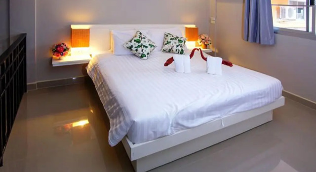 Номер Standard Дуплекс с балконом Jean Boutique Pattaya