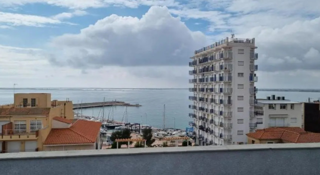 Апартаменты duplex appartement met zwembad, L'ampolla,
