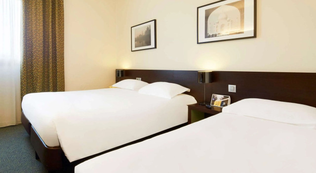 Трёхместный номер Standard Kyriad Hôtel Orly Aéroport - Athis Mons