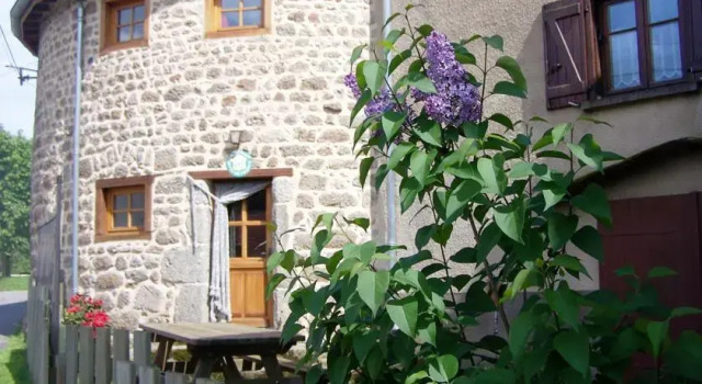 Gîtes en Haut Forez, Boek Hotel Saint-Didier-sur-Rochefort Rhone-Alpen