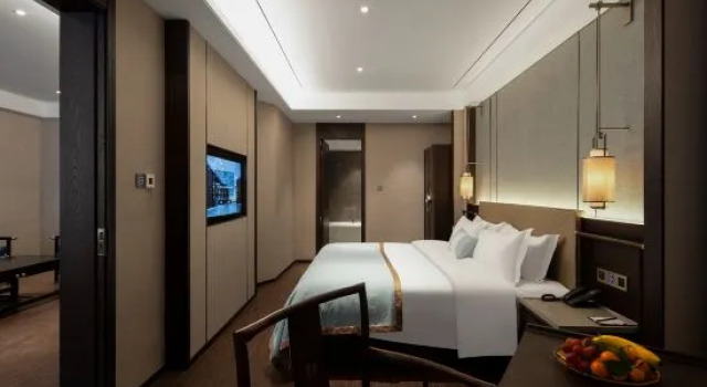 Четырёхместный люкс с 2 комнатами Till Bright Hotel, Lianyuan Binjiang International City