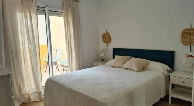 Apartamento reformado en Urb. Jardines de Zahara