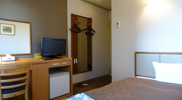 Hotel Parkside, Buchen Sie Hotel Suita Präfektur Ōsaka