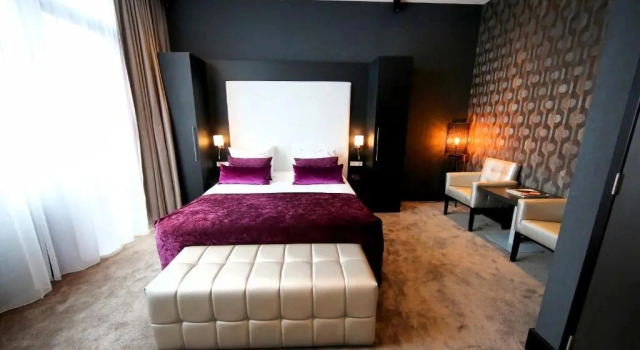 Люкс с балконом Van Der Valk Hotel Almere