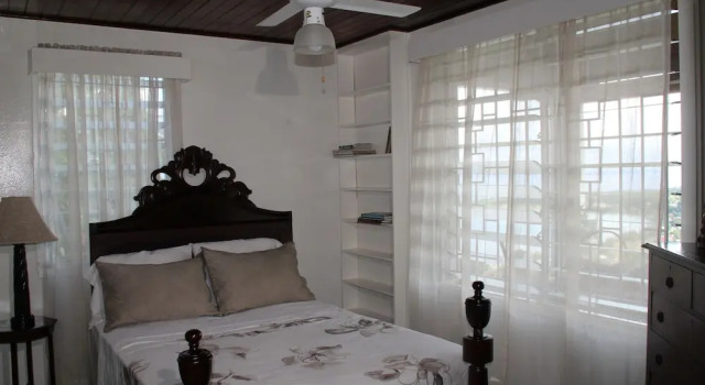 Treetops Villa, Забронировать Вилла Отели Порт-Антонио с парковкой, Парковка