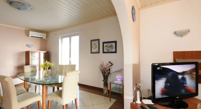 Spacious Apartment in Zadar With Private Terrace