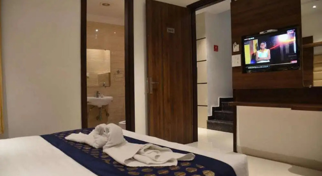 Hotel Grand Star by Royal Collection, Забронировать Отель Отели Амритсара с завтраком, рядом с Узловая железнодорожная станция Амритсара, Завтраки