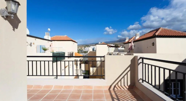 175 Tropical Views by Sunkeyrents, Book Hotel Hotels in Tenerife with Parking, Parking