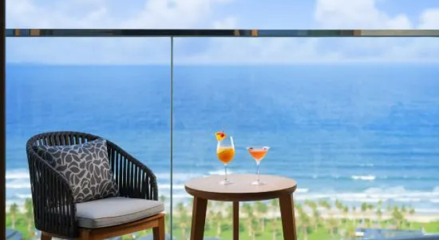 Люкс Presidential Mövenpick Resort Cam Ranh