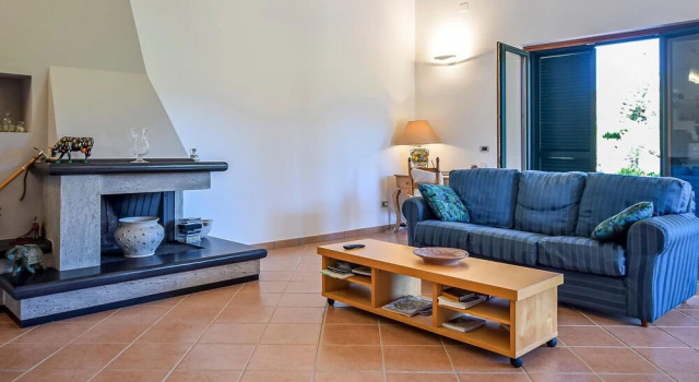 Nice Home in Santa Maria di Castell With 3 Bedrooms and Wifi