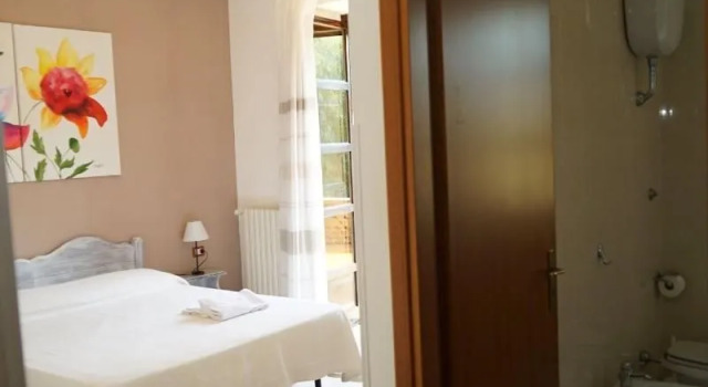Agriturismo La Petrosa, Buchen Sie Bauernhof Hotels in Ceraso mit Parkplatz, Parkplätze