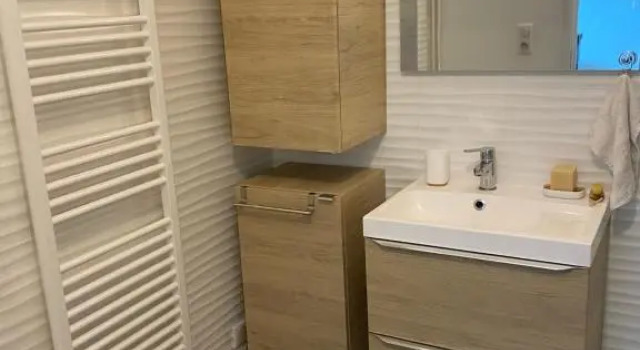 Студия studio lumineux RDC vue sur mer parking privé