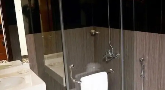 Двухместный номер Deluxe Avari Xpress Gulberg