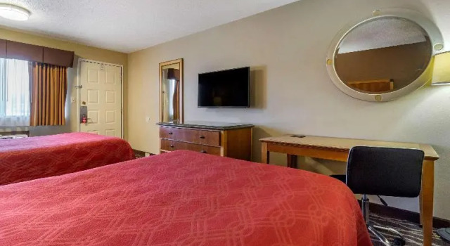 Четырёхместный номер Standard Econo Lodge Ellensburg Near University
