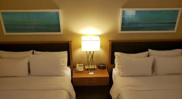 Четырёхместный люкс Holiday Inn Express Hotel Pittsburgh-North/Harmarville by IHG