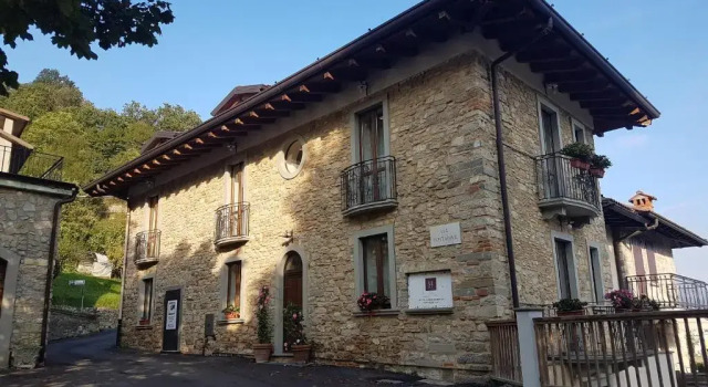 Relais Valcalepio, Забронировать Отель Гандоссо Bergamo Province
