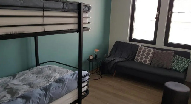Vakantiewoning Ijzerfront 14-18- Ruim 2-Slpk Appartement Met Terras & Priveparking, Rezerwuj Apartament Hotele w Bruksela z parkingiem, Parking
