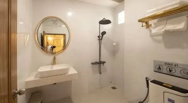 Люкс Love Luxury Hotel Vườn Lài