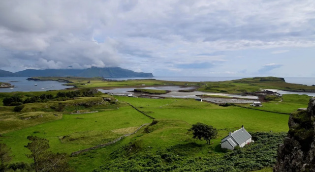 Кровать в общем номере Canna Campsite