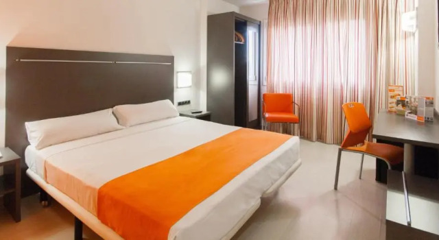Hotel H2 Avila, Забронировать Отель Отели и гостиницы Авила, рядом с Церковь Сан-Педро, Отель