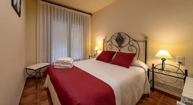 Casa El Sastre III, Book Hotel Beceite Matarranya