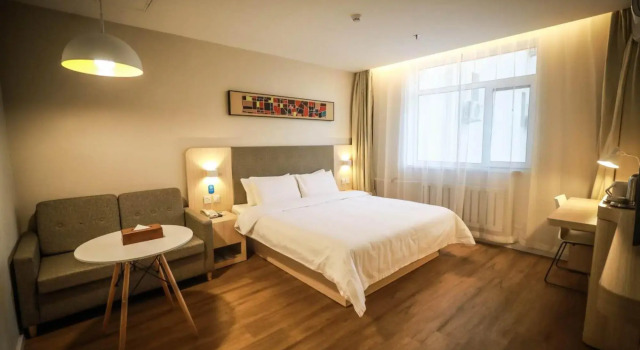 HanTing Hotel (Shenyang Wanlian Subway Station), Book Hotel Hotels in Liaoning with Parking, Parking