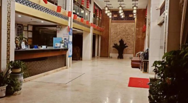 Jinmei Hotel, Boek Hotel Hotels in Meixian met parkeren, Parkeren
