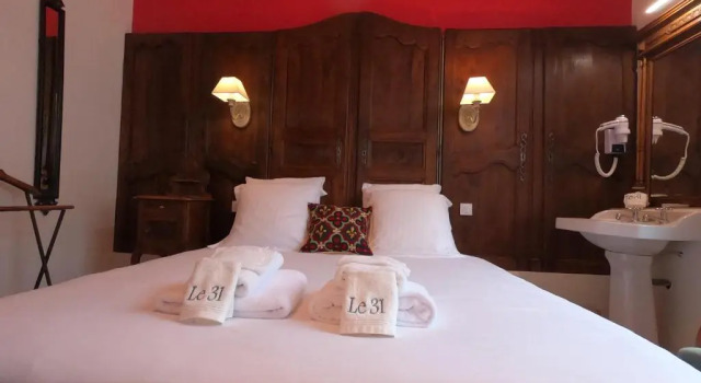 Le 31 B&B Amboise Centre, Book Bed and Breakfast Amboise 
