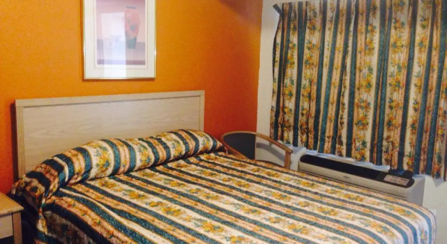 Desert Inn, Prenota Locanda Brawley California