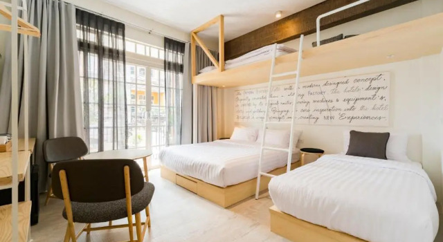 Семейный номер Standard с балконом The Pattern Boutique Hotel