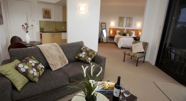 Hilltop Apartments Phillip Island, Book Apartment Cowes 