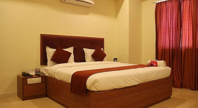 OYO 1697 Hotel PM Regency, Rezervovat Hotel Hotely v Gujarat s parkováním, Parkování