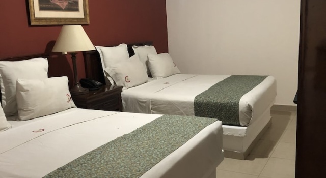 Четырёхместный номер Standard Hotel Confort Plaza