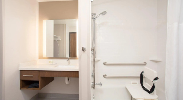Четырёхместный люкс Staybridge Suites Rapid City - Rushmore by IHG
