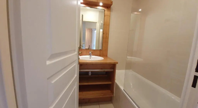 Balcon des Airelles - T2 - BDA210, Book Hotel Hoteller i Rhône-Alps med pool, Swimmingpool