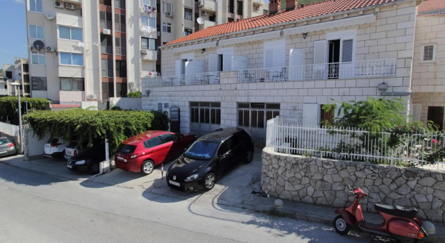 Guesthouse Victoria, Забронировать Отель Дубровник Регион Дубровника, рядом с Порт Груз