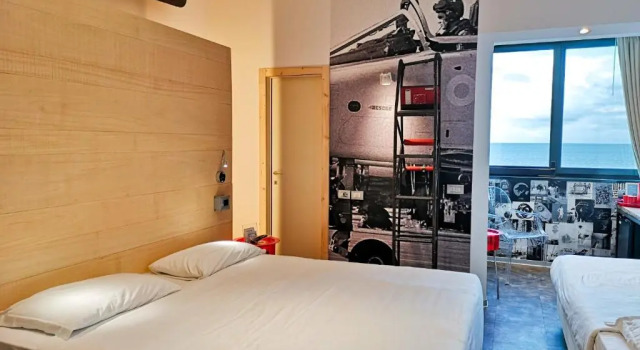 Четырёхместный номер Standard Hotel Perla - The storyhoteller