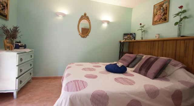 Apartment in a Villa With Shared Pool in La Ciotat, 5 min From the Beach!