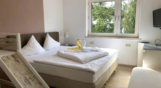 Апартаменты с 2 комнатами Gasthof Restaurant Pizzeria Enzian - Sommerbergbahnen inklusive