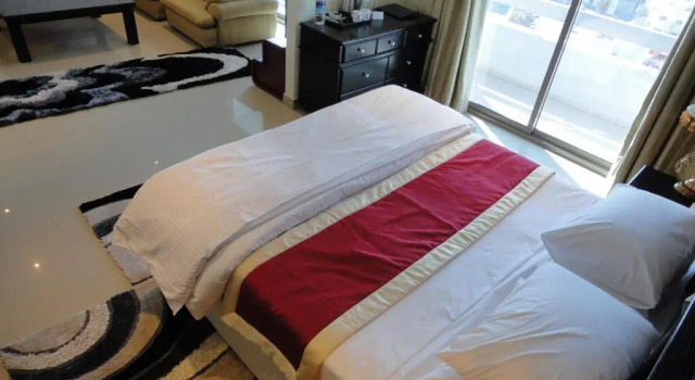 Люкс Al Andalus Plaza Hotel