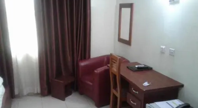 Norbeth Hotel, Prenota Hotel Hotel a Obio-Akp con parcheggio, Parcheggio
