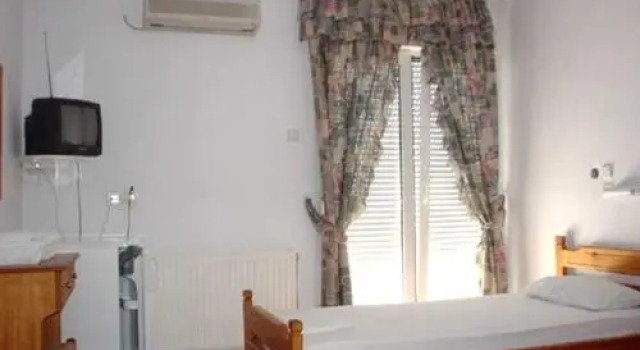 Alexandros, Book Hotel Nea Anchialos Thessalia