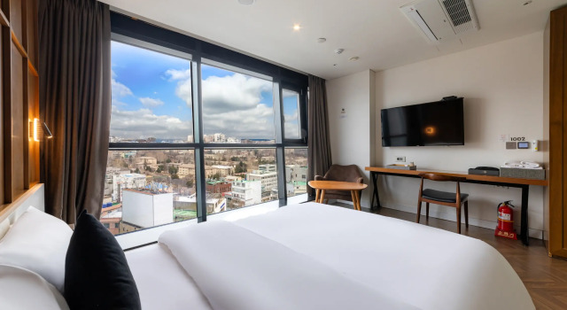 Двухместный номер Superior Hotel The Designers Seoul Station