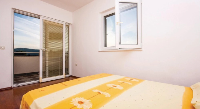 Stunning Home in Primosten With Wifi and 2 Bedrooms, Забронировать Отель Примоштен Шибеник